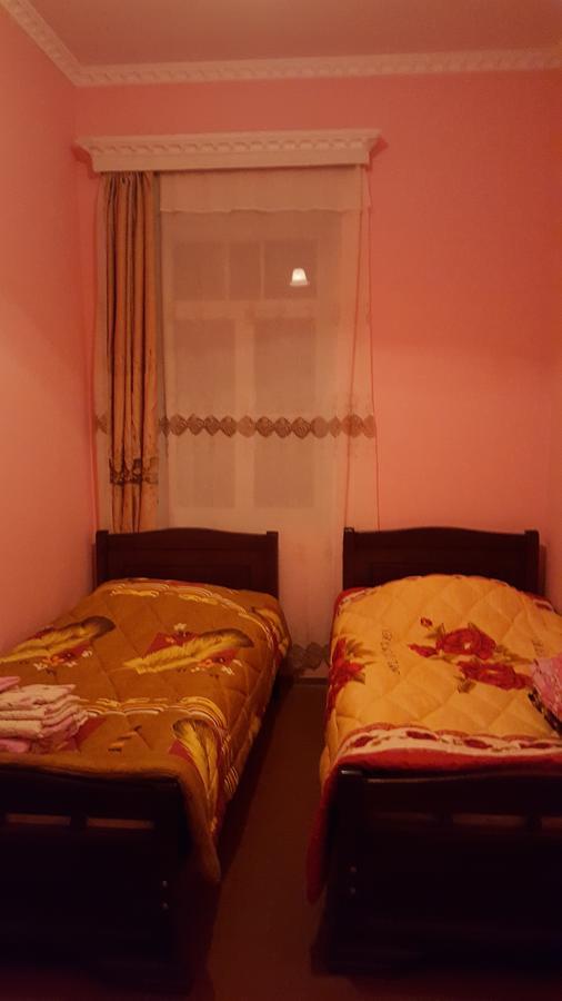 Bed and Breakfast Raul Lushnu Darbaz Mestia Esterno foto