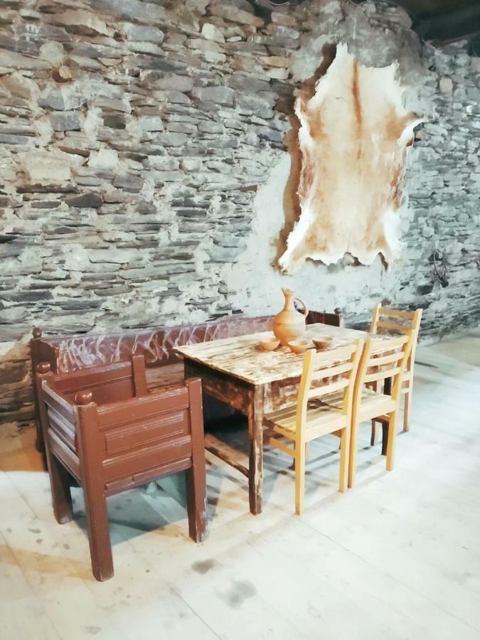 Bed and Breakfast Raul Lushnu Darbaz Mestia Esterno foto