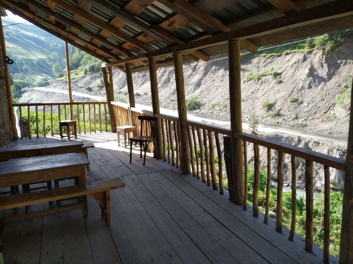 Bed and Breakfast Raul Lushnu Darbaz Mestia Esterno foto