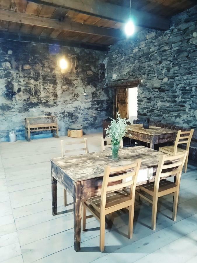 Bed and Breakfast Raul Lushnu Darbaz Mestia Esterno foto