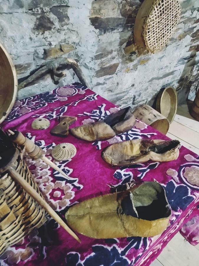 Bed and Breakfast Raul Lushnu Darbaz Mestia Esterno foto