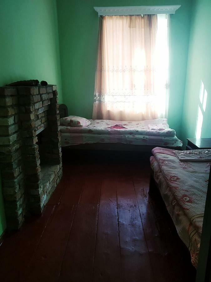 Bed and Breakfast Raul Lushnu Darbaz Mestia Esterno foto